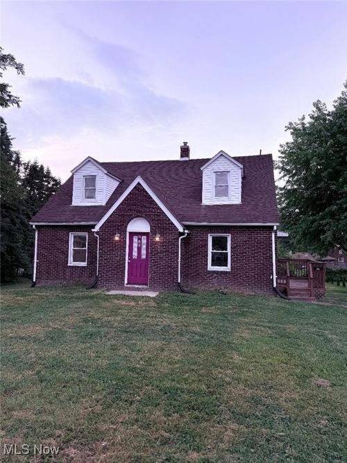 270 Coitsville Rd, Campbell, OH, 44405-1163 | Card Image