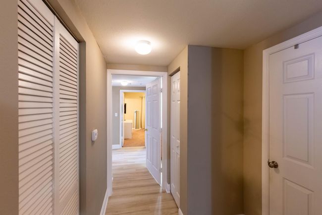APT-201 - 6559 Emerald Dunes Dr, Condo with 3 bedrooms, 2 bathrooms and null parking in West Palm Beach FL | Image 8