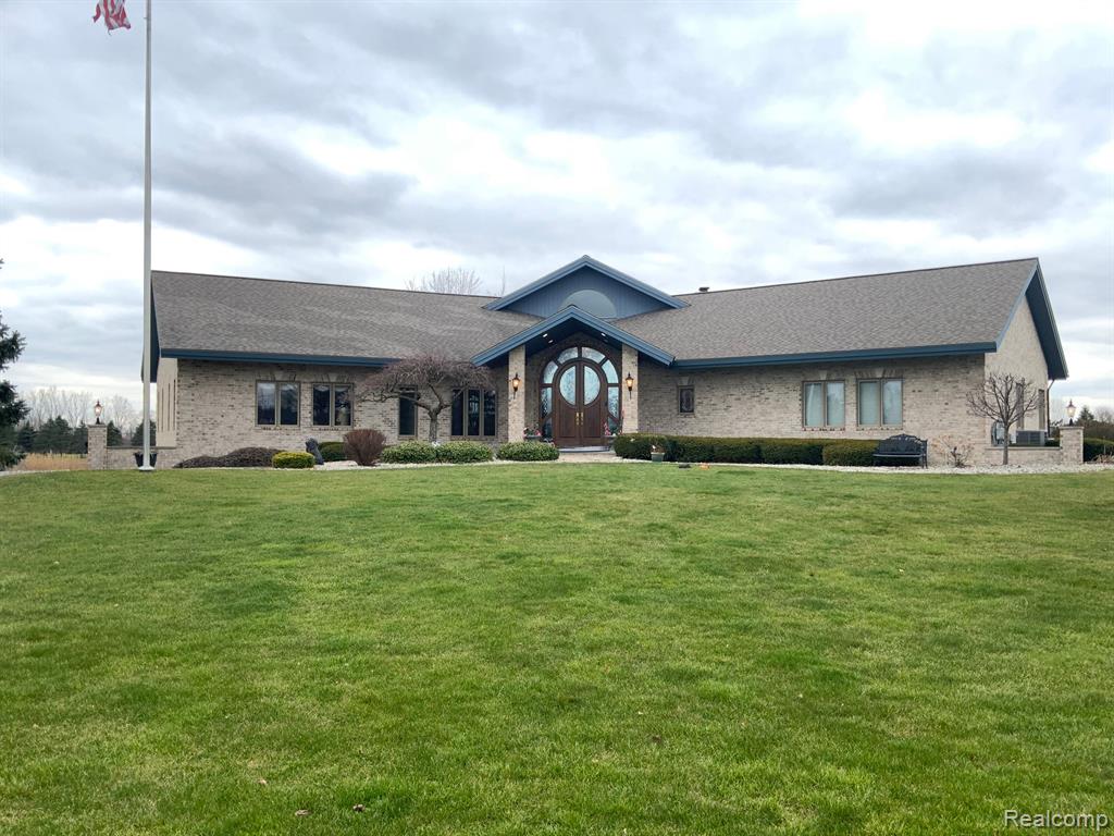 Thomas Rd, Saginaw, MI 48609 #1