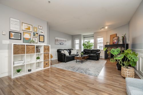 35-19160 119 Ave, Pitt Meadows, BC, V3Y2L7 | Card Image