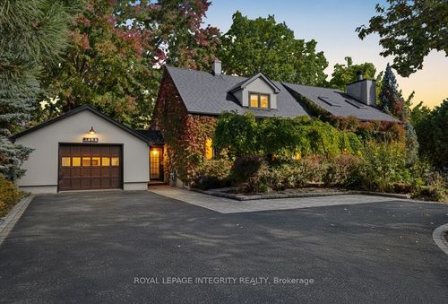 3565 Albion Rd, Gloucester, ON, K1T1A2 | Card Image