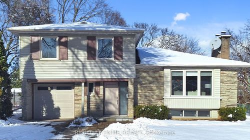 {{alt}} | Card Image