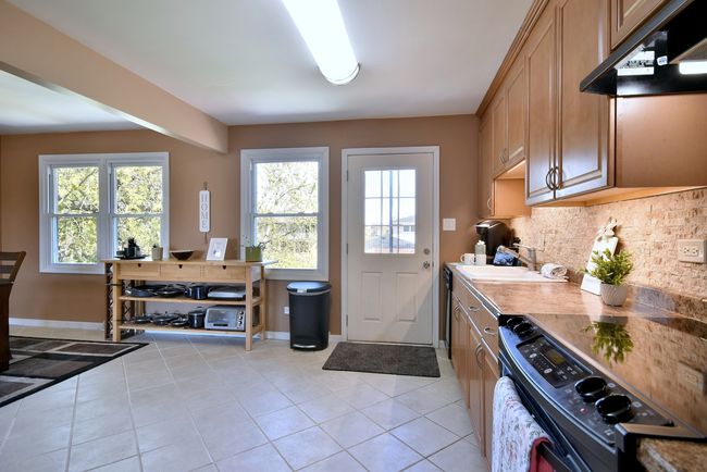 7644 161 St St, House other with 4 bedrooms, 3 bathrooms and 2 parking in Tinley Park IL | Image 12