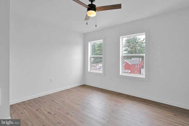 47 Washington St, House other with 4 bedrooms, 2 bathrooms and null parking in Middleport PA | Image 23