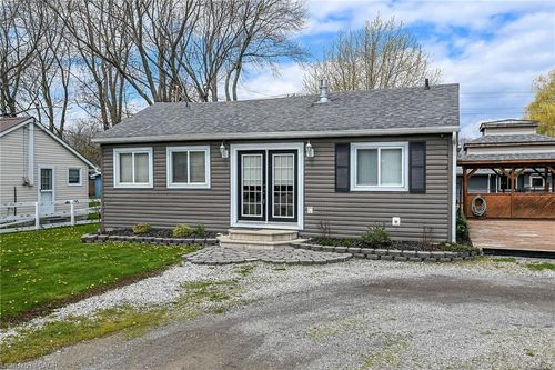 277 Blue Water Pky, Selkirk, ON, N0A1P0 | Card Image