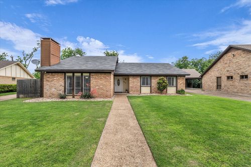 913 Montclair Dr, Waco, TX, 76710-4042 | Card Image