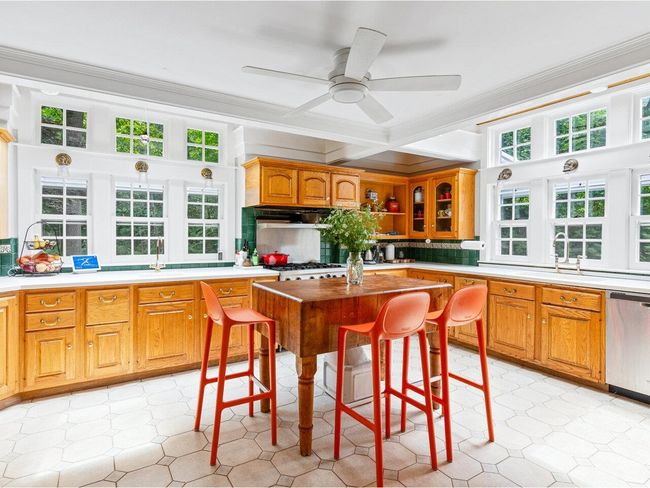 197 Pease Mountain Rd, House other with 4 bedrooms, 4 bathrooms and null parking in Charlotte VT | Image 12