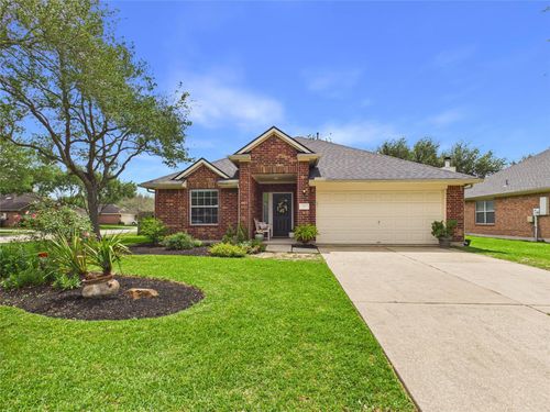 218 River Basin Ln, Dickinson, TX, 77539-6181 | Card Image
