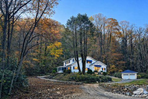 34 Landfair Ln, Hendersonville, NC, 28792 | Card Image