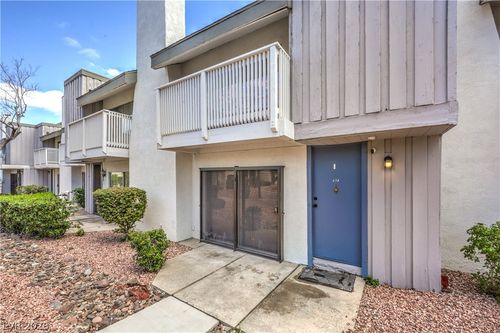 634 Brookway Ln, Las Vegas, NV, 89169-3762 | Card Image