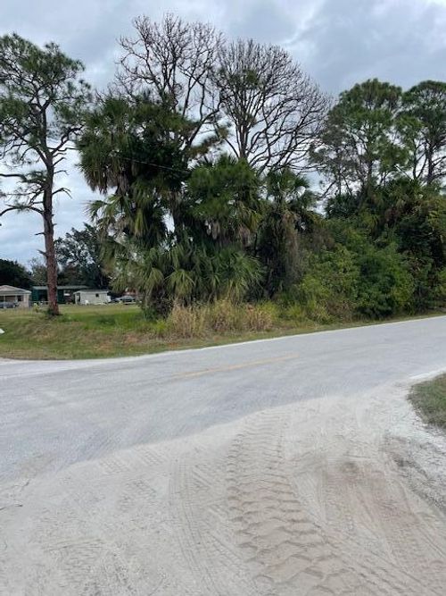 Xxx N 45th St, Fort Pierce, FL, 34947 | Card Image