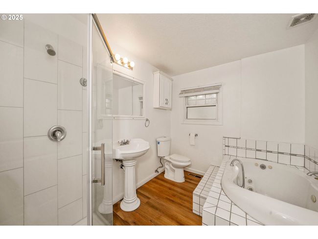 11224 Summit Loop Se, House other with 6 bedrooms, 6 bathrooms and 3 parking in Turner OR | Image 22