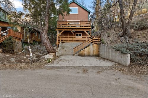 33435 Falling Leaf Dr, Green Valley Lake, CA, 92341 | Card Image
