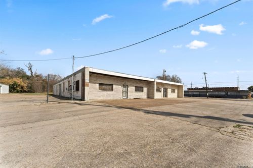 4329 Choctaw Dr, Baton Rouge, LA, 70805-6726 | Card Image