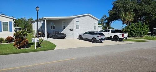 5652 Holiday Park Blvd, North Port, FL, 34287-2630 | Card Image