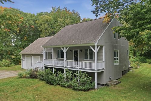 296 Berlin Rd, Bolton, MA, 01740-1322 | Card Image
