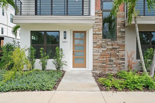 6371 1st Ave S, St Petersburg, FL, 33707 | Card Image