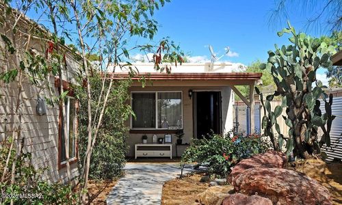 1302 N Dodge Blvd, Tucson, AZ, 85716-3769 | Card Image