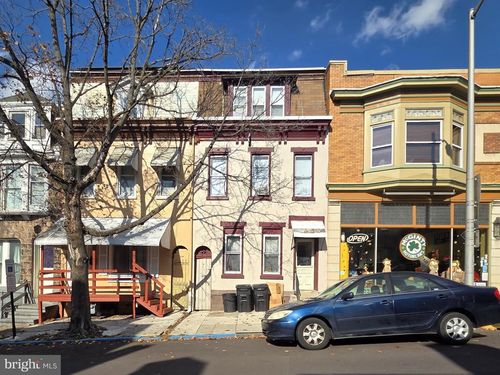 1039 Washington St, Reading, PA, 19601-4833 | Card Image