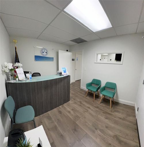 6405 Nw 36th St, Virginia Gardens, FL, 33166-6974 | Card Image