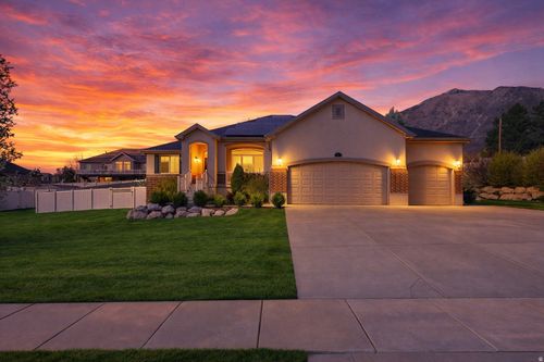 502 Alder Creek Ct, Pleasant View, UT, 84414-1021 | Card Image