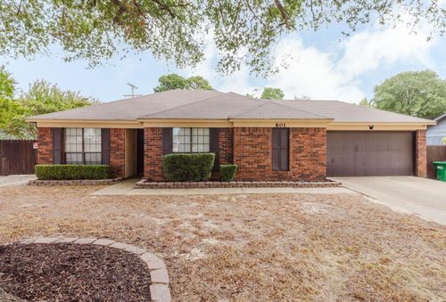 801 Lindy Cv, Bryant, AR, 72022-3778 | Card Image