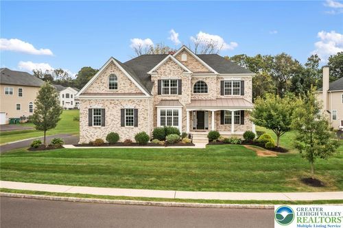 2106 Bellflower Ln, Center Valley, PA, 18034-8153 | Card Image