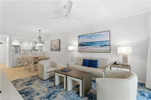 123-221 9th St S, NAPLES, FL, 34102-6258 | Card Image