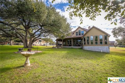 339 Mill Run, House other with 4 bedrooms, 2 bathrooms and null parking in New Braunfels TX | Image 1