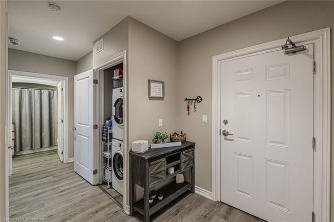 8 - 992 Windham Lane, House attached with 2 bedrooms, 1 bathrooms and 2 parking in Windham Centre ON | Image 5