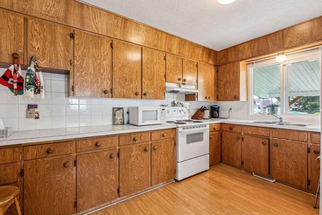 201 11 Ave Sw, House other with 4 bedrooms, 2 bathrooms and 4 parking in High River AB | Image 13