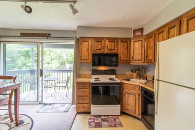 31 - 2162 Mountain Road, Condo with 1 bedrooms, 1 bathrooms and null parking in Burke VT | Image 3