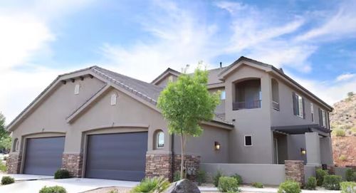 2063 N Coral Ridge Dr, Washington, UT, 84780-8891 | Card Image