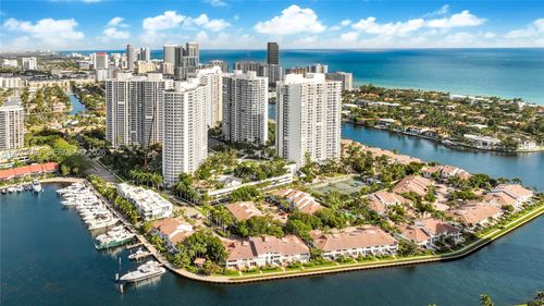 3004-21150 Ne 38th Ave, Aventura, FL, 33180-4044 | Card Image