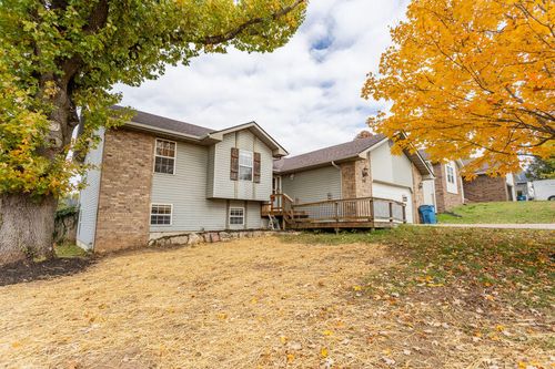 709 E Bryant Ave, Ozark, MO, 65721-6624 | Card Image