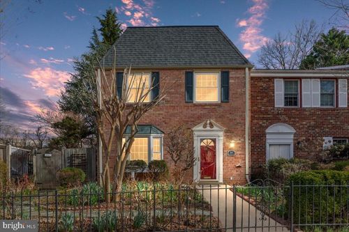 5667 Rayburn Ave, ALEXANDRIA, VA, 22311-5704 | Card Image