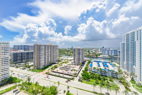 apt-21f-1950 S Ocean Dr, Hallandale Beach, FL, 33009-5946 | Card Image
