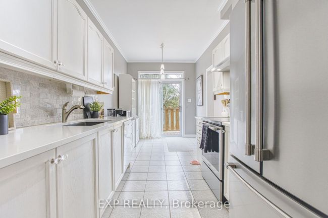 35 Stevenson St, House attached with 5 bedrooms, 3 bathrooms and 2 parking in Ancaster ON | Image 17