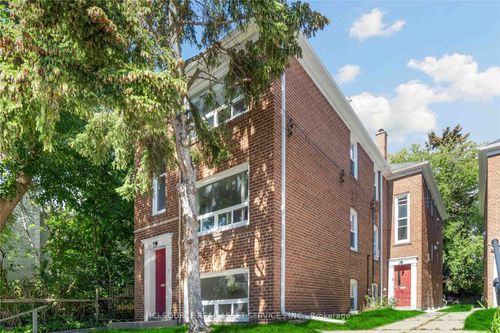 1-110 Eastwood Rd, Toronto, ON, M4L2C9 | Card Image