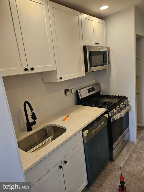 t-101-3827 Saint Barnabas Rd, SUITLAND, MD, 20746-3227 | Card Image