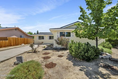 3310 Delna Dr, Sparks, NV, 89431-1407 | Card Image