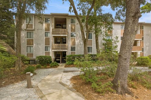 8b-2328 Sadler Road, Fernandina Beach, FL, 32034 | Card Image