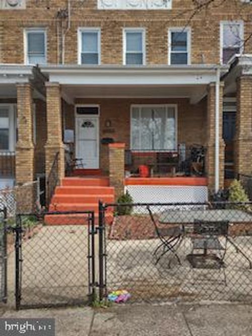 1904 14th St Se, WASHINGTON, DC, 20020-4842 | Card Image