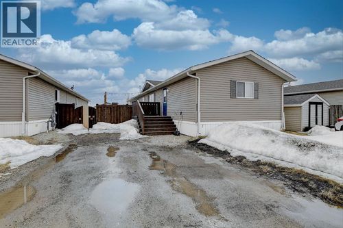 9517 111 Ave, Clairmont, AB, T8X5C1 | Card Image