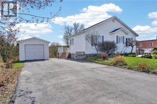 260 Victoria St, Dalhousie, NB, E8C2R7 | Card Image