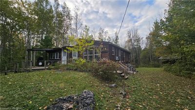 41 Maple Dr, House other with 3 bedrooms, 2 bathrooms and 6 parking in Miller Lake ON | Image 1