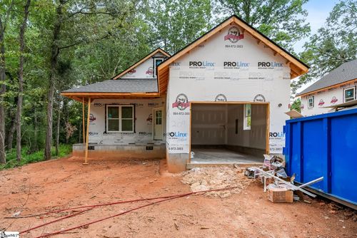 209 Carswell Dr, Anderson, SC, 29624-4952 | Card Image
