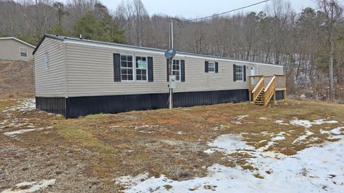 197 Gregory Himes Ln, Barbourville, KY, 40906-7889 | Card Image