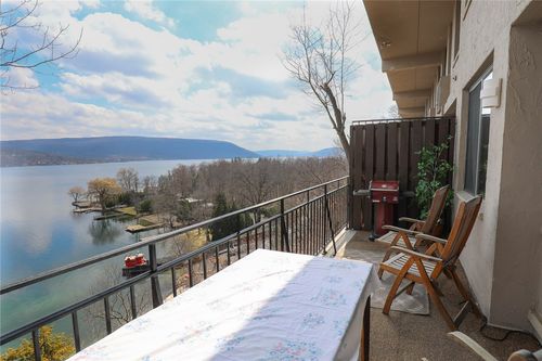 7 Cliffside Dr, Canandaigua, NY, 14424-8801 | Card Image