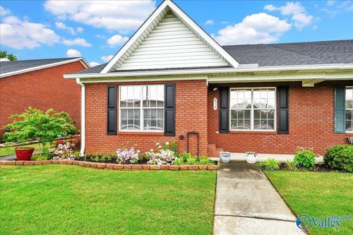 751 Pattillo St Sw, Hartselle, AL, 35640-2715 | Card Image